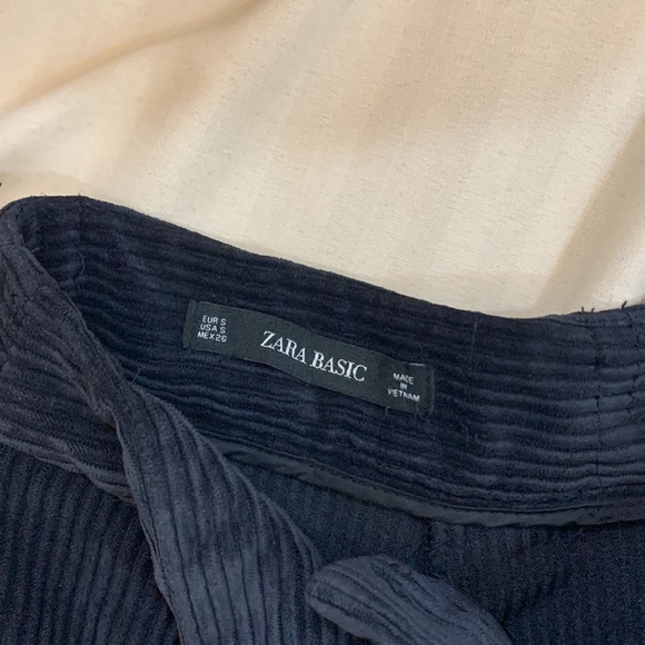 Black corduroy pants - Picture 3 of 4